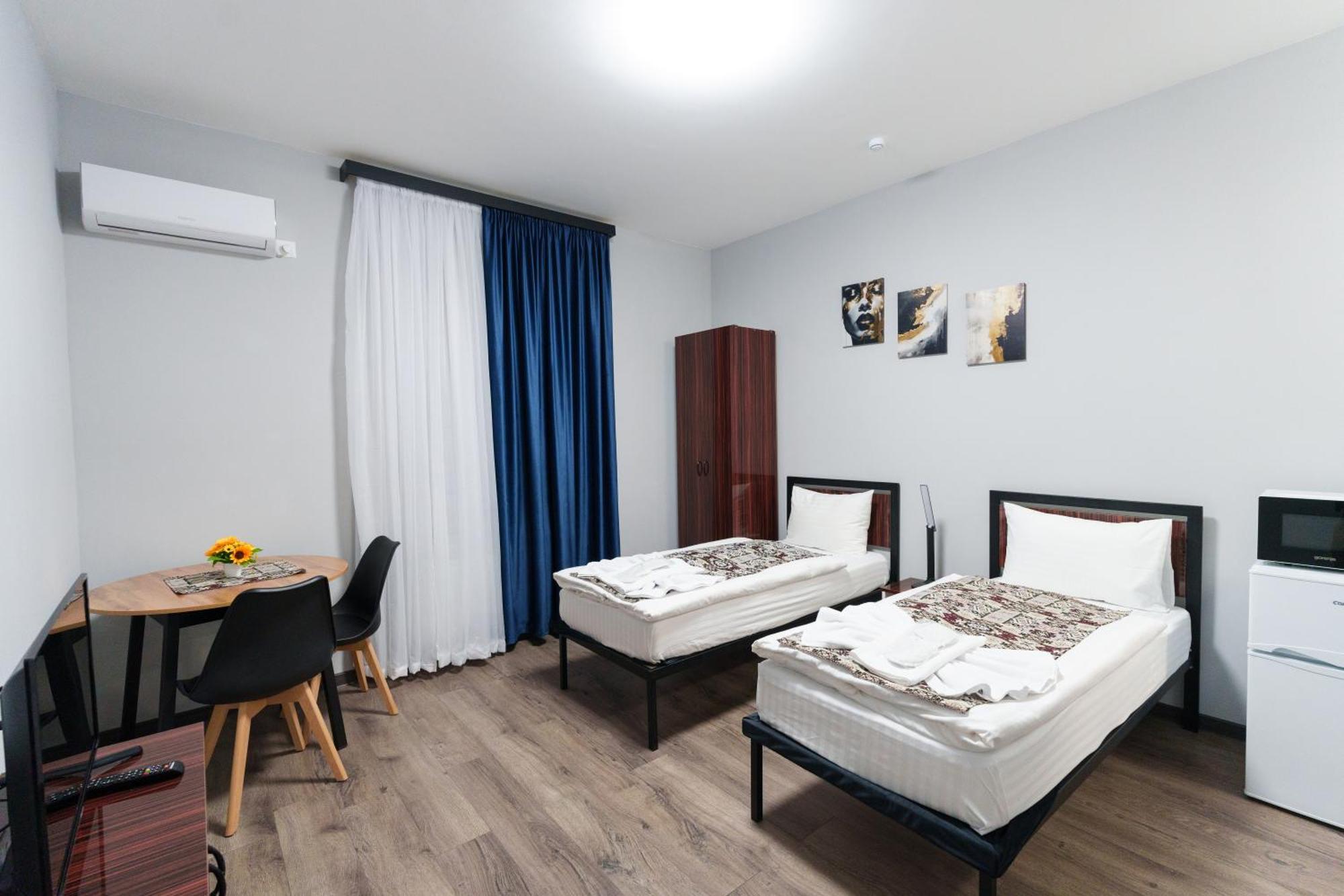 Gh Family Hotel Erevan Exterior foto
