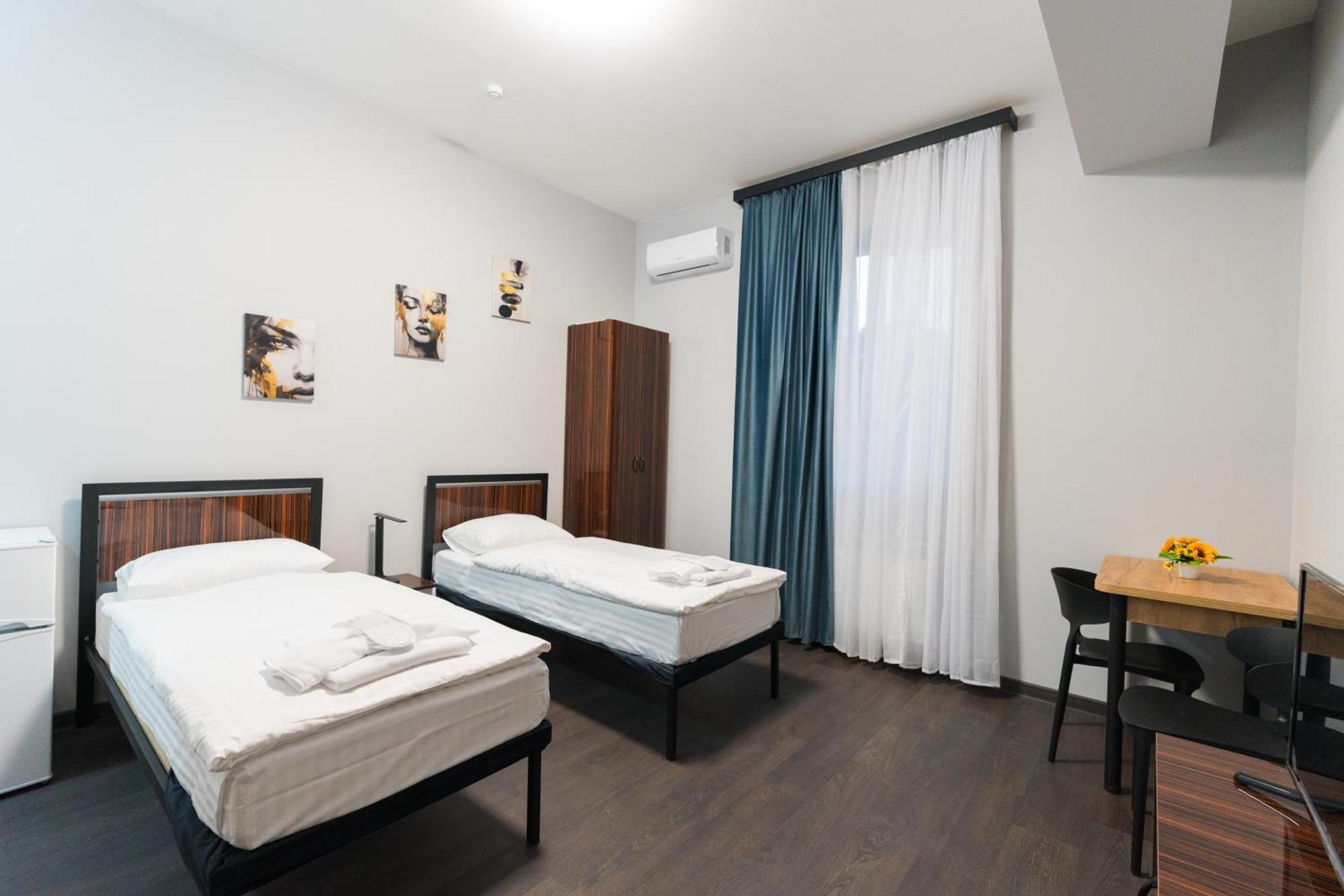 Gh Family Hotel Erevan Exterior foto