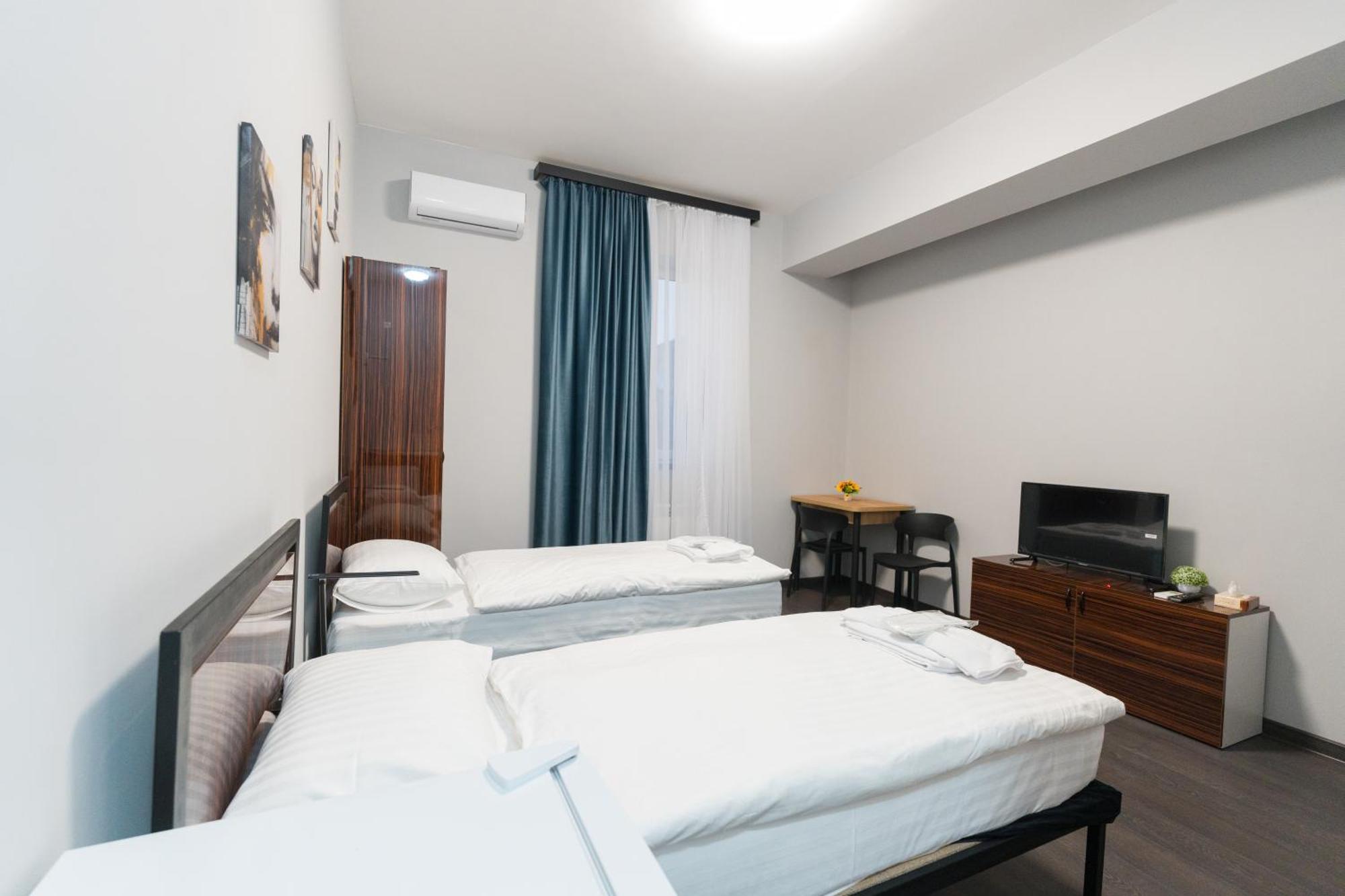 Gh Family Hotel Erevan Exterior foto